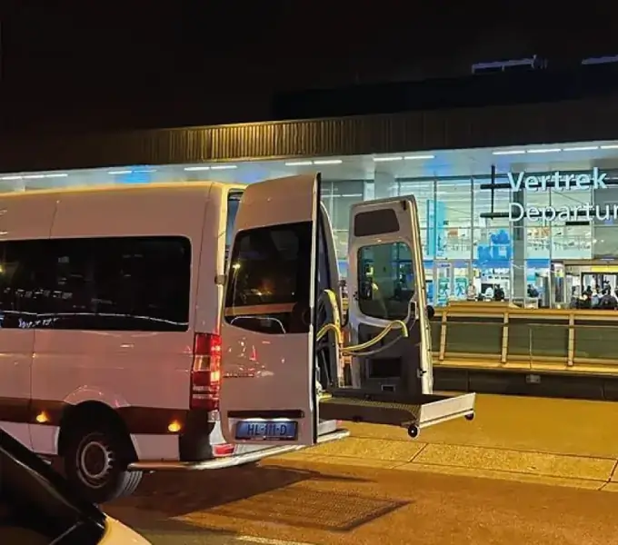 Rolstoeltaxi ziekenhuisvervoer Schoonhoven